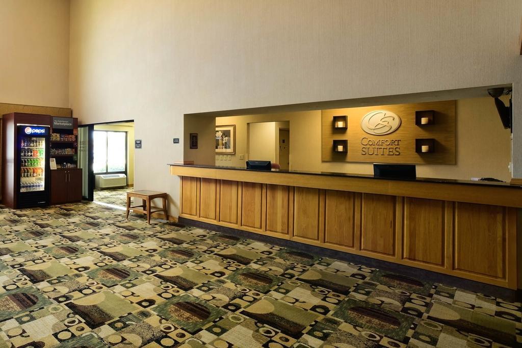 Hotel Baymont By Wyndham Marion Exterior foto